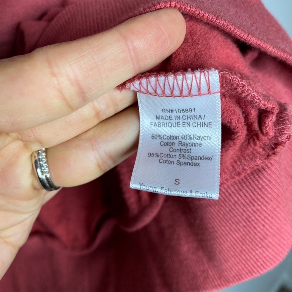 Young Fabulous & Broke- NWT Pink Ombré Crewneck - Picture 3 of 6